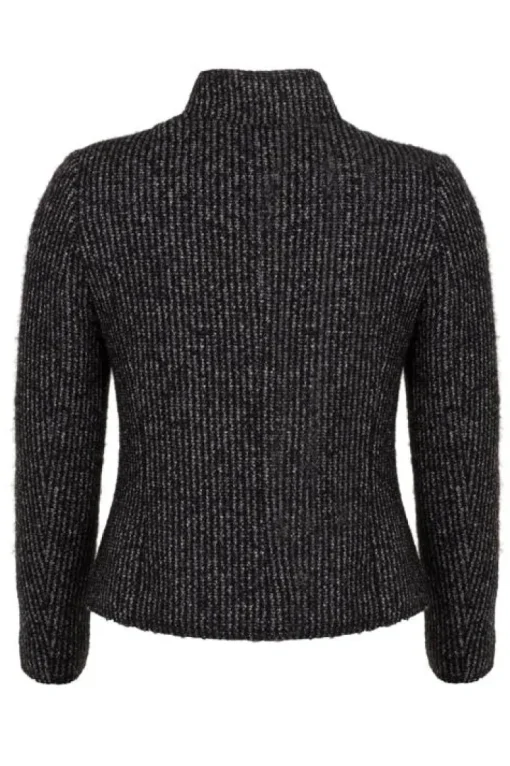 B Three Blazer Bo