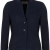 B Three Blazer Carry