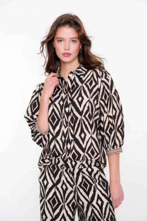Geisha Blouse 53261-20