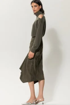 Luisa Cerano Rok 588223/9743-0354
