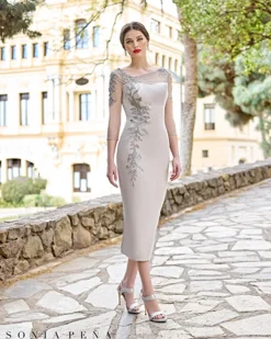 Sonia Pena Jurk Beige