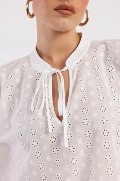 Studio Anneloes Abbie flower embroidery blouse